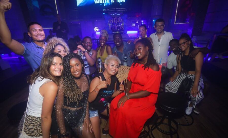 Phuket: Bar Crawl Tour - Timing, identification, and cancellation details