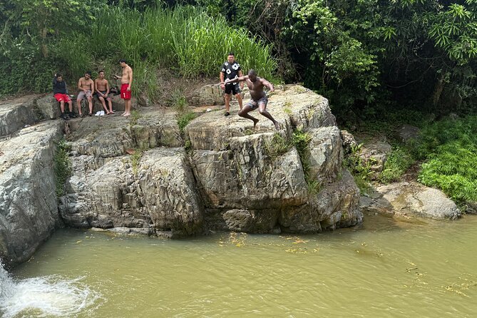 Pinones Bar Hopping Beach Food Tour & Caguas River Hidden Gem - Who should book this afternoon