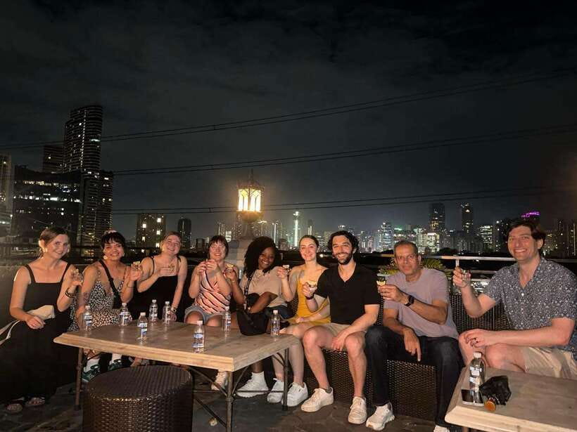 Poblacion Makati Bar Hopping Experience - First Stop: A Cocktail and Time to Settle In