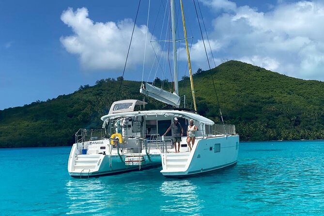 Polynesian atmosphere in Bora Bora Lagoon, Tapas and Cocktail - Weather Can Change the Evening