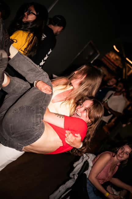 Porto: 4 Bar Pub Crawl, 7 Drinks, & Skip-the-Line Club Entry - The parts that may not suit everyone