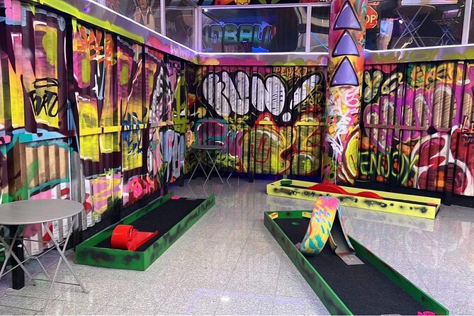 Porto Indoor Mini Golf Experience with Bar - What the Porto course is really like