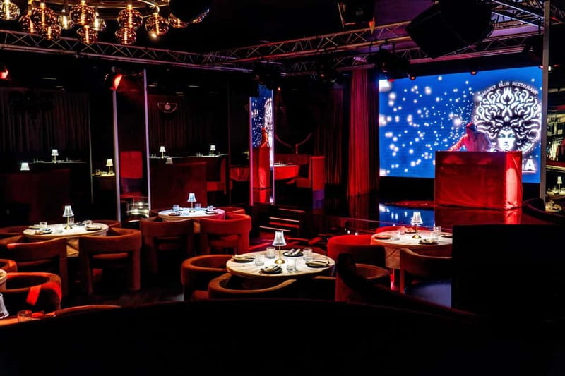 Prague: Cabaret Show at Medusa - Nightlife Prague - How to plan the evening without stress