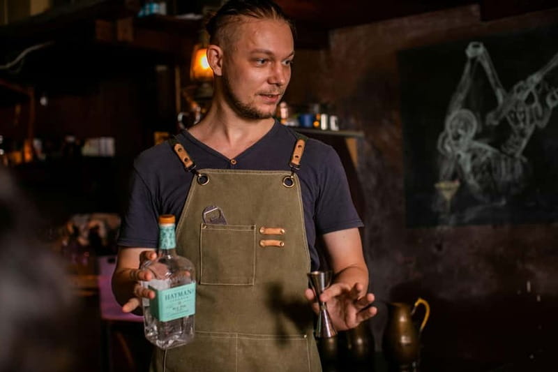 Prague: Cocktail-Making Workshop with Mixologist - Learning the Cocktail Hacker method in two hours