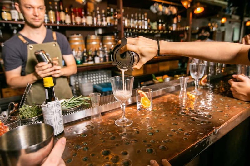 Prague: Cocktail-Making Workshop with Mixologist - Your welcome drink and first taste lesson
