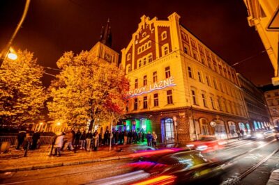 Entry ticket to Ice Pub Prague with Nightclub Option