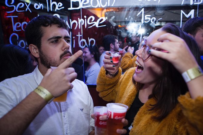 Prague Pub Crawl with Unlimited Drinks & 5 story club Entry - Age, atmosphere, and the best night to go