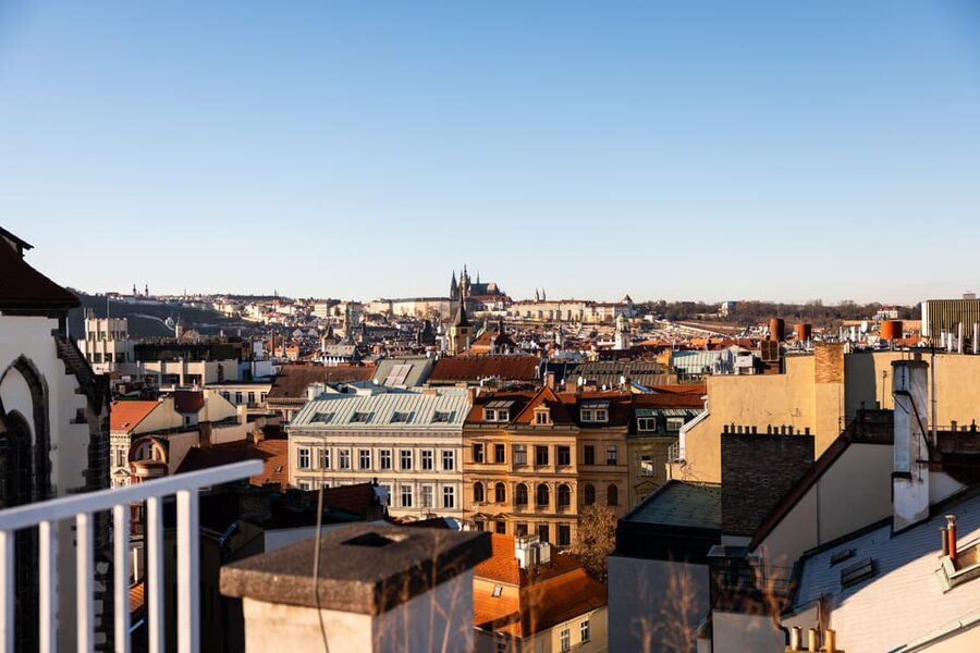 Prague: Sky Bar Aperitivo Menu with Drink & Panoramic Views - Who will enjoy this Sky Bar visit