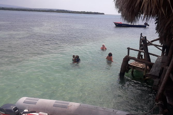 Private Appleton Estate Rum and Pelican Bar Tour from Montego Bay - A short boat ride to Floyd’s Pelican Bar