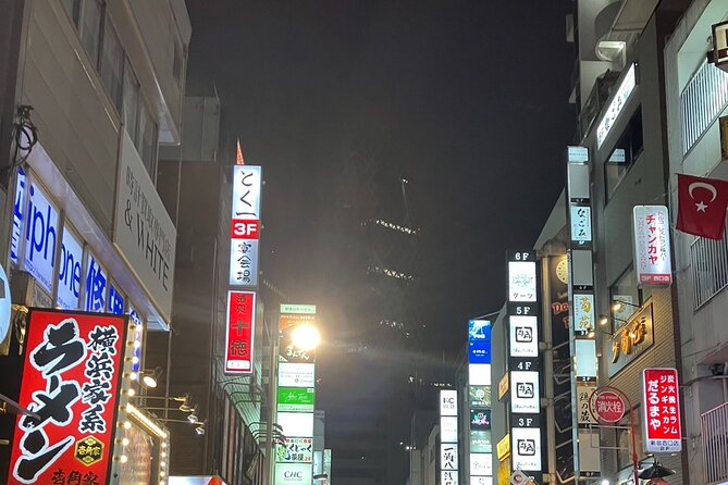 Private Bar Hopping Tour in Shinjuku, Tokyo - Kabukicho for a different side of Shinjuku