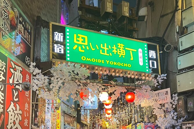 Private Bar Hopping Tour in Shinjuku, Tokyo - Omoide Yokocho and the small-bar atmosphere
