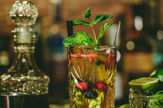 Private Cocktail Workshop in Center of Old Larnaca - Who will enjoy this workshop most?