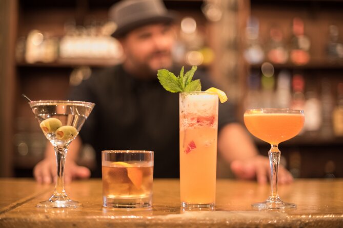 Private Drunk History Tour: 4 historic bars & 5+ hours - An Hour at the Menger Bar
