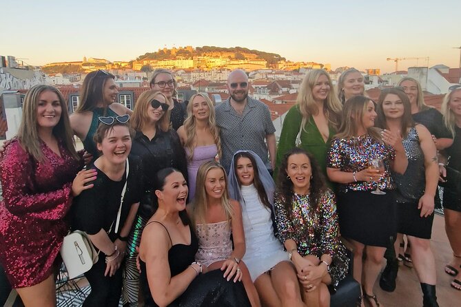 Private Pub Crawl in Lisbon - The nightclub in Santos can last until morning