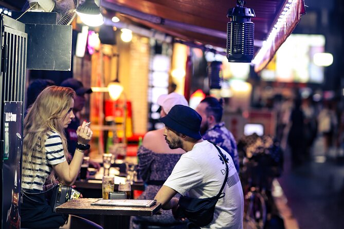 Private Shinjuku Bar Hopping Tour with Guide - Kabukicho Tower and Kabuki-Yokocho