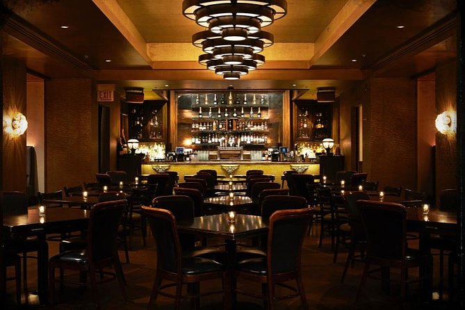 Private Speakeasy Pub Crawl in Chicago with Local Historian - Practical details that shape the night