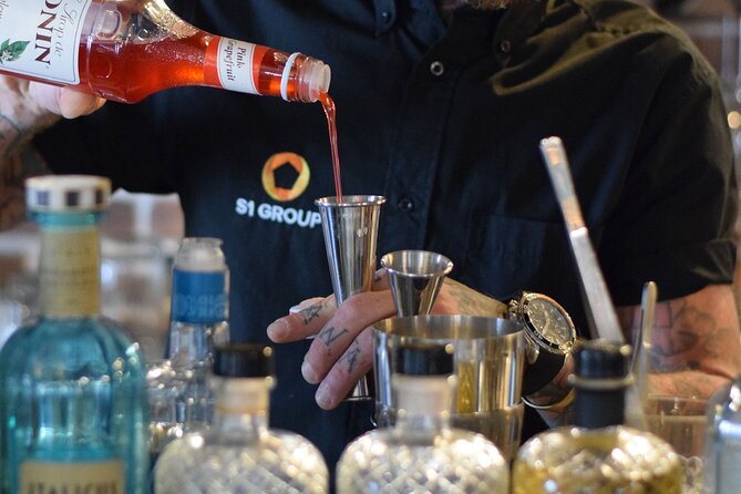 Professional Cocktail Masterclass - Three cocktails, one short evening lesson