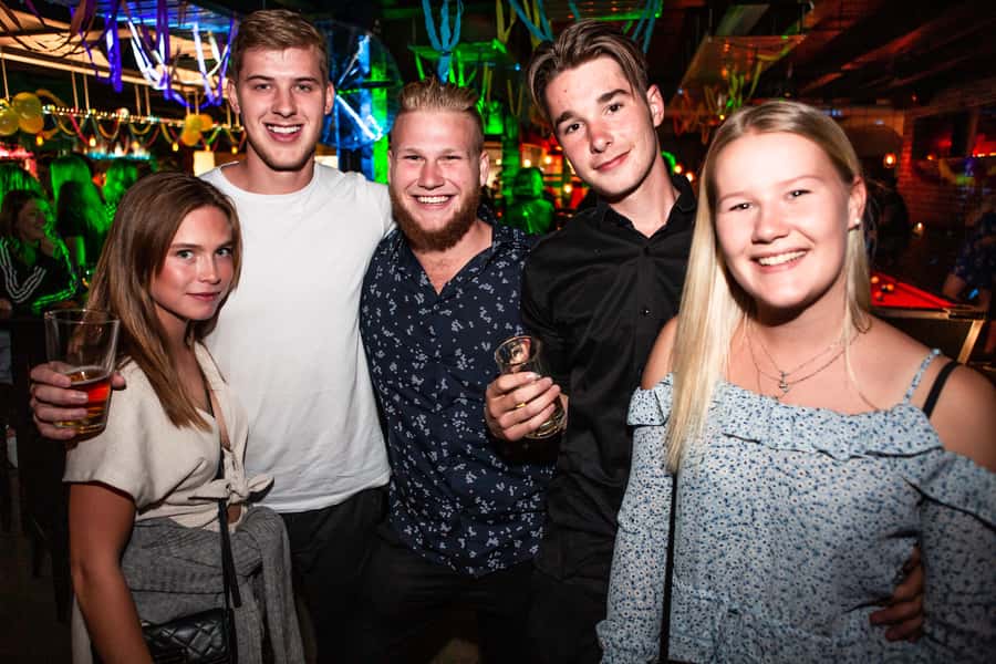 Queenstown: Ice Bar Crawl - Starting at The London Bar at 9:00 PM