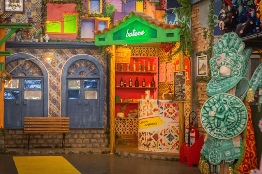 Rio: Carnival Backstage Tour at Samba City with Cocktail - Is the Samba City backstage tour worth booking?