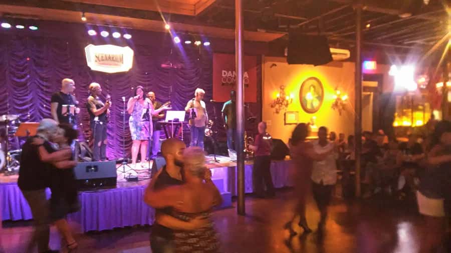Rio Nightlife for music lovers and party makers: experience! - Samba, percussion, and live Brazilian music