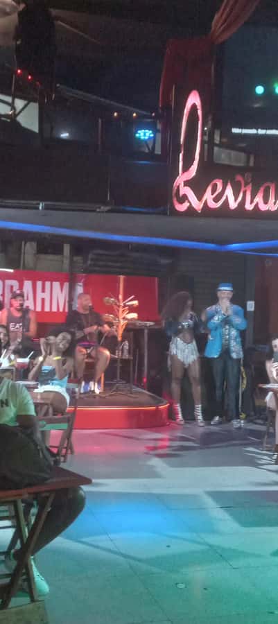 Rio Nightlife for music lovers and party makers: experience! - FAQ