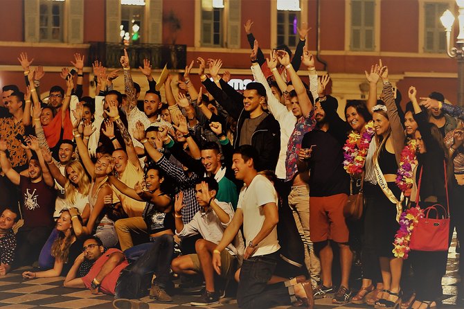 Riviera Bar Crawl Party with Free Shots and VIP Entry - Starting at Loft Bar near Place Massena