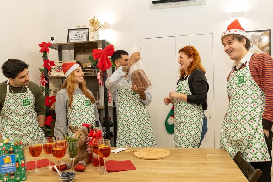 Rome Cooking Class: Make Pasta and 3 Spritz Cocktails - Making pasta from flour to plate