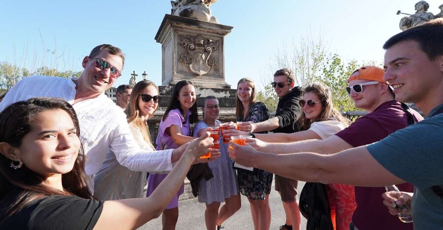 Rome: Evening Walking Tour with Cocktails and Local Guide - Via dei Coronari and a limoncello beside a quiet church