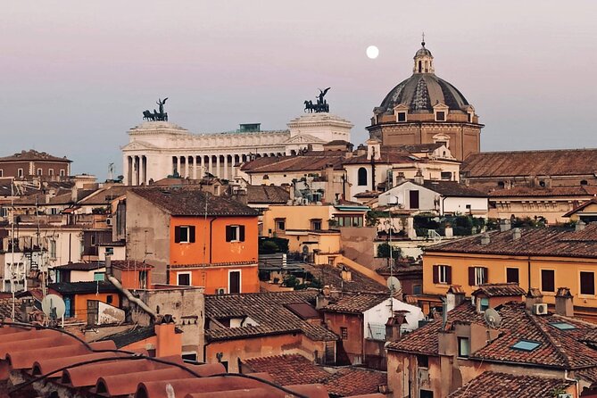Rooftops of Rome by Night Food Tour with Dinner, Cocktails & Guided Sightseeing - What the private guide adds