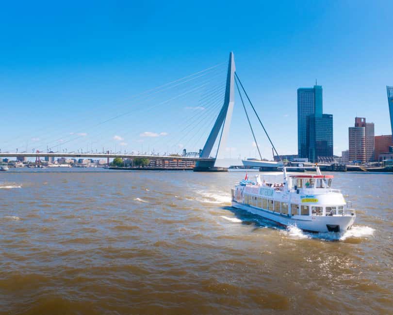 Rotterdam: Summer Cocktail Cruise - Boarding with cocktails and snacks