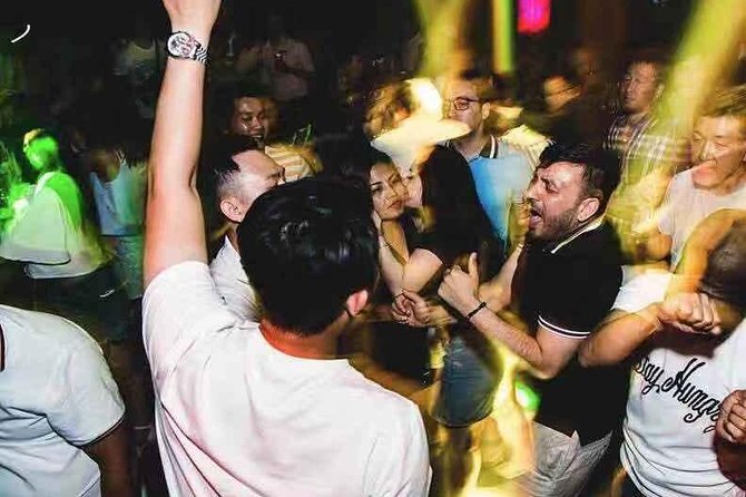 Saigon Nightlife - Starting at Ben Thanh Market after dark