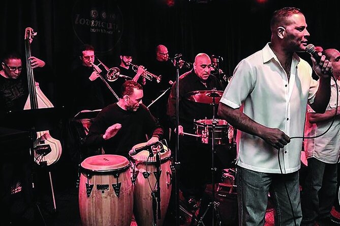 Salsa Dance Class and Nightlife Tour in San Juan - Learning merengue before salsa