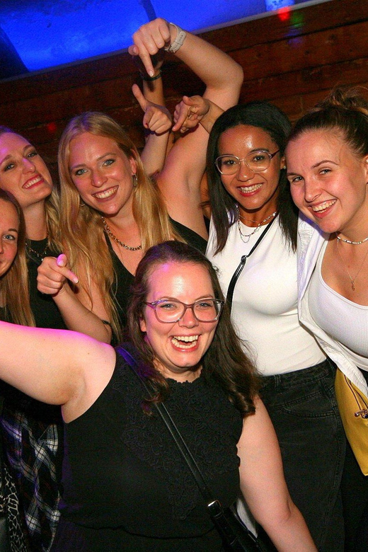 Salzburg: Pubcrawl Tour through best Bars and Clubs in Town - What $41 really buys you