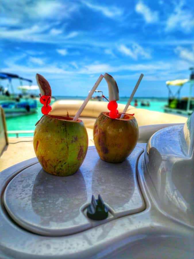 San Andres: Private Boat Trip with Tiki Bar & Rose Cay Stops - Practical ways to make the three hours count