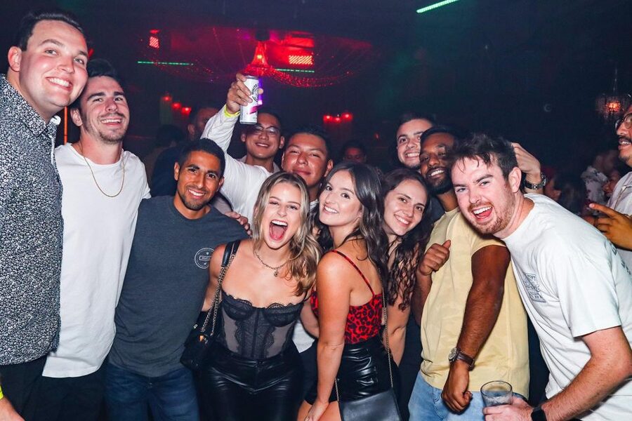 San Diego: "Drink, Ride, Sing, & Dance!" Bar Tour (4 Bars) - Practical details that can make or break the night