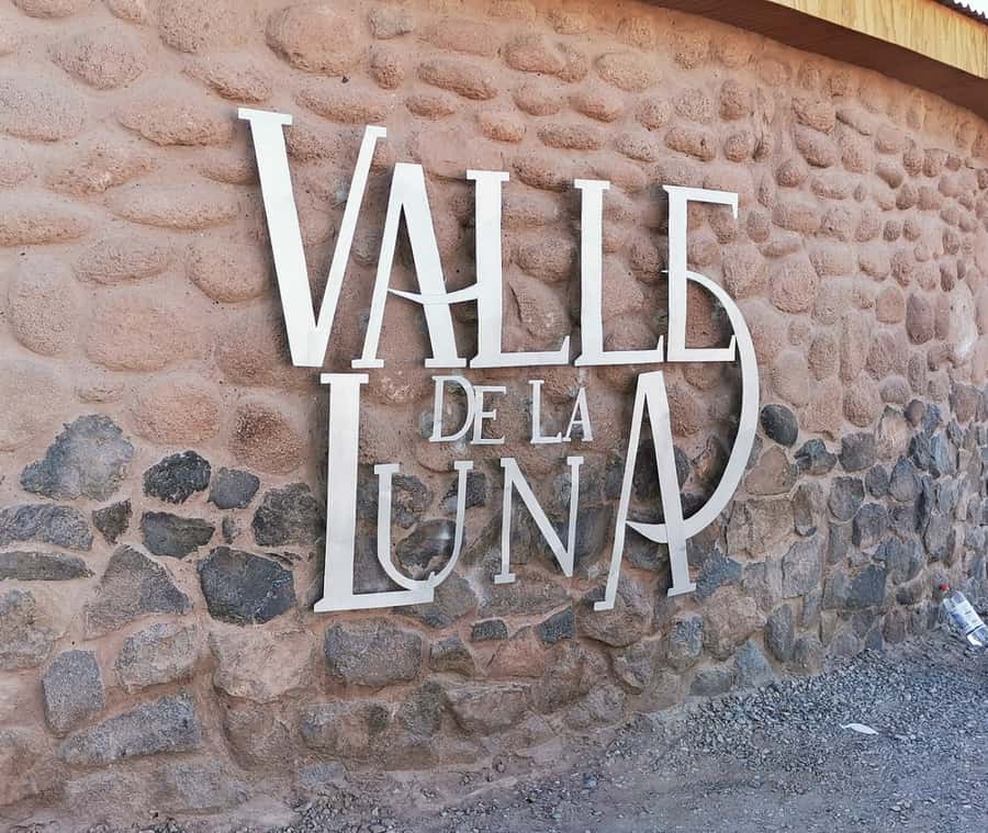 San Pedro de Atacama Tour Guiado Valle de la Luna & Cocktail - Key points at a glance