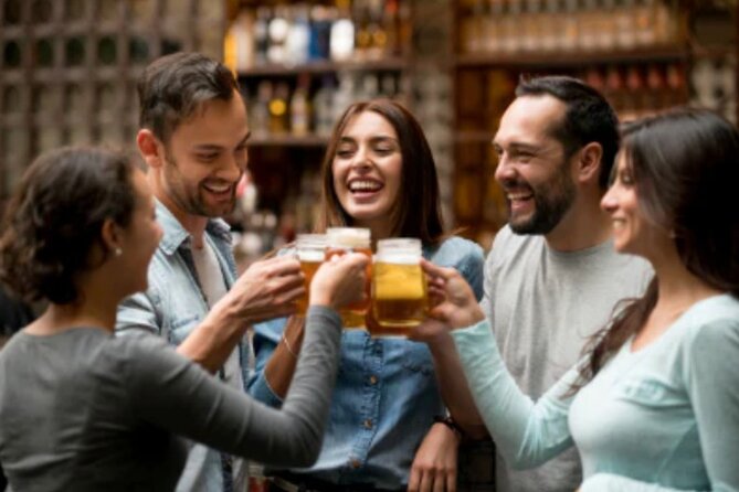 Santa Monica Bar & Club Crawl - A beachside start with a short walk into the night