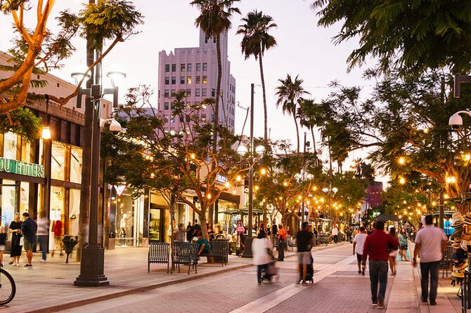 Santa Monica Bar & Club Crawl - The communication concern you should take seriously