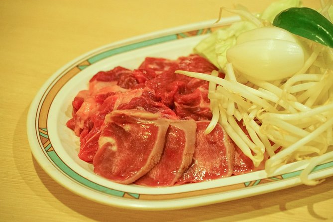 Sapporo Bar Hopping Food Tour - The group size and guide style