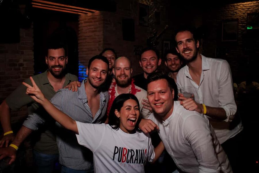 Seville: 3 Bars Pub Crawl + VIP Club Entrance & 3 Free Shots - Maria, the guide, and the value of a good host