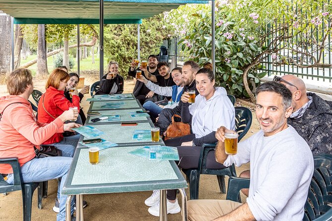 Sevillian tapas tasting on a bicycle (3 bars-3 tapas-3 drinks) - Triana Market: seeing the ingredients before tasting them