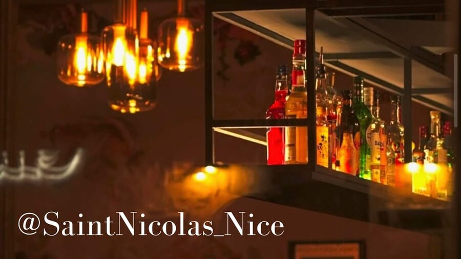 Shake, Mix & Sip: Cocktail Workshop in Old Nice - Why the small group matters