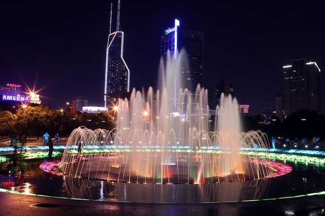 Shanghai Authentic Dinner and Night River Cruise with Rooftop Bar Hopping Option - Who will get the most from this tour