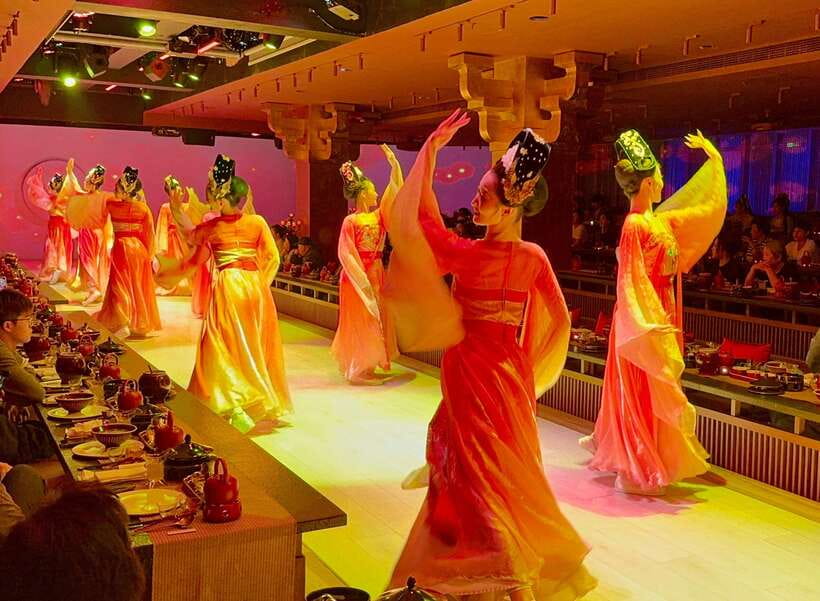 Shanghai Immersive Royal Banquet+Photo, Bar/Massage Options - Key points at a glance