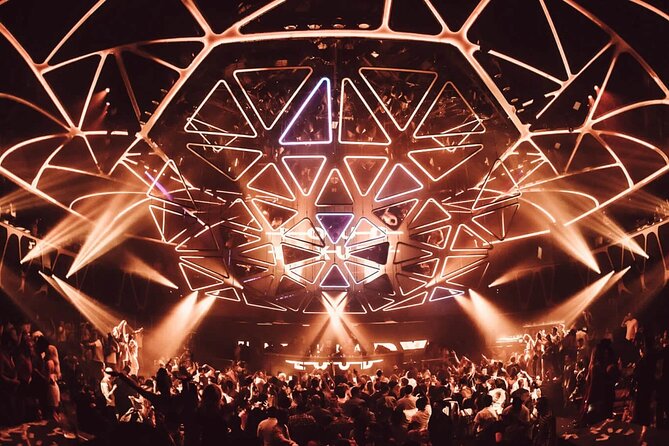 Sin City Party Bus Club Crawl - Omnia or Tao: the opening choice matters
