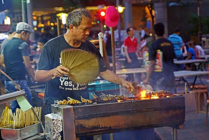 Singapore Nightlife: Street Food, Night Views and Drinks - Why this Singapore night tour works