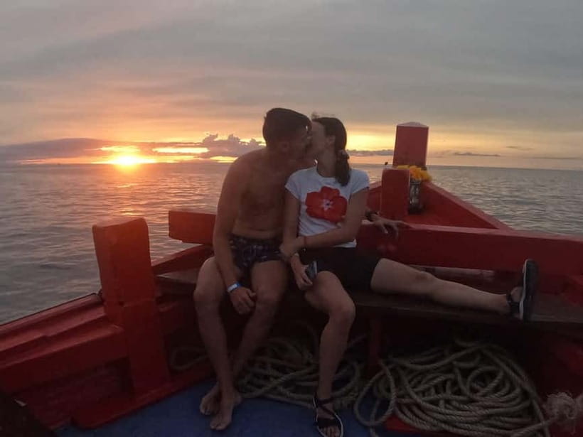 Snorkeling Tour with meals and BBQs - Cocktail - Sunset⭐⭐⭐⭐⭐ - BBQ, cocktail, and sunset on the return route
