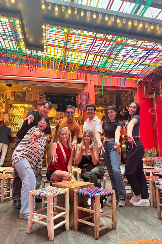 Speakeasy, Explore hidden bars in Paris - A secret-bar night that starts in plain sight