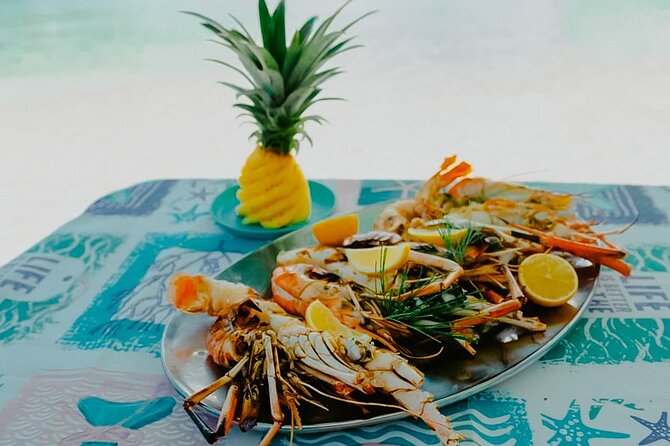Speedboat Ile aux Cerfs + GRSE Waterfall, BBQ and Bar - Two hours to choose your own Ile aux Cerfs day