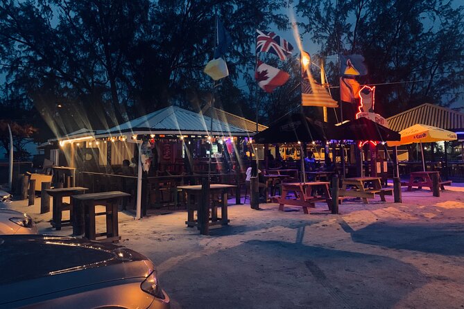 St Lucia Sunset Bar Hop: Island Rhythms - Music and party expectations